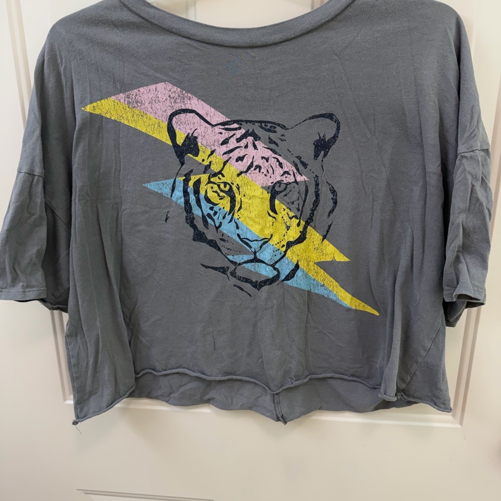 Graphic Tiger Print Gray Women's Top